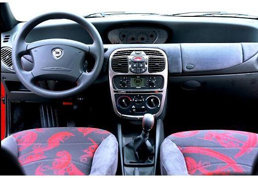 LANCIA-Y-1-2--2000-2003-