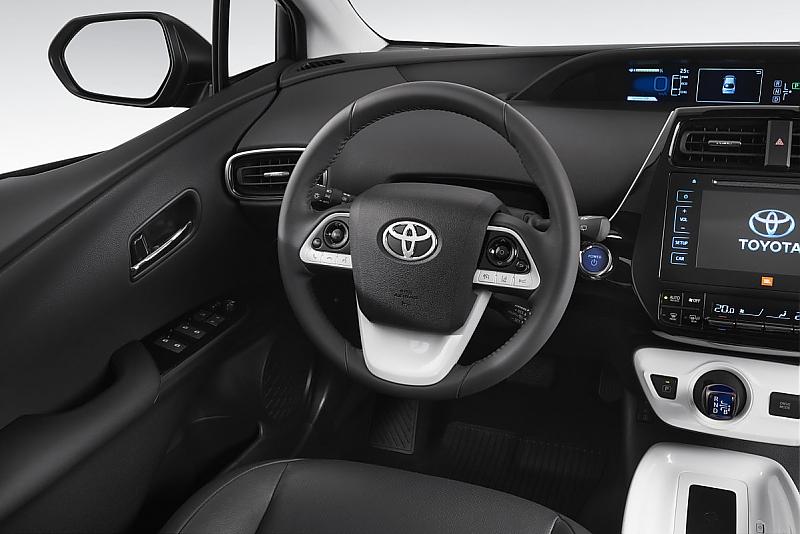 Toyota Prius 2016
