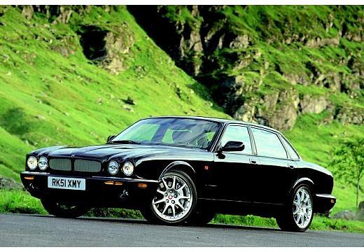 JAGUAR-XJR--1997-1998-