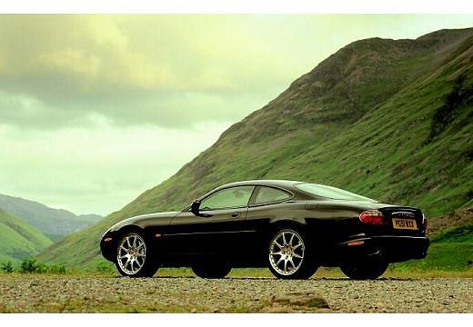 JAGUAR-XKR-Coupe--1998-1999-