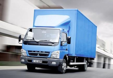 Mitsubishi Fuso Canter Transporter (2009–2011)