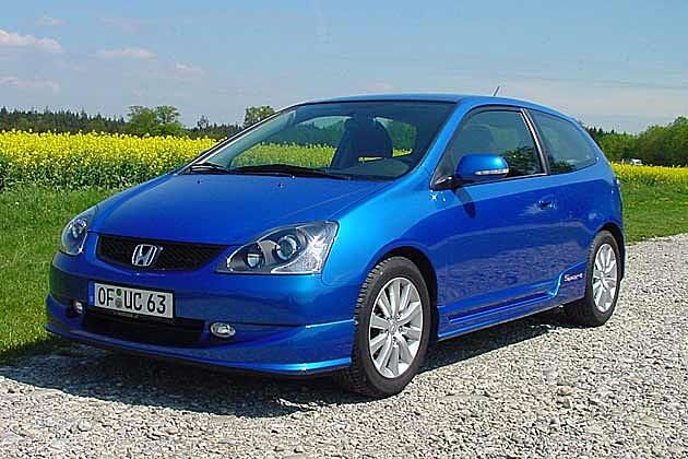 Honda Civic 1.6 Sport - der Dreitürer mit der für 2004 überarbeiteten Optik