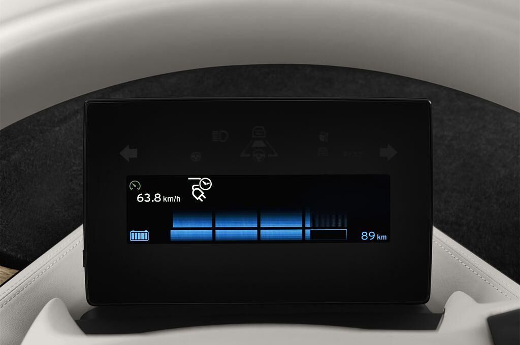BMW I3 (Baujahr 2014) - 5 Türen Tacho und Fahrerinstrumente