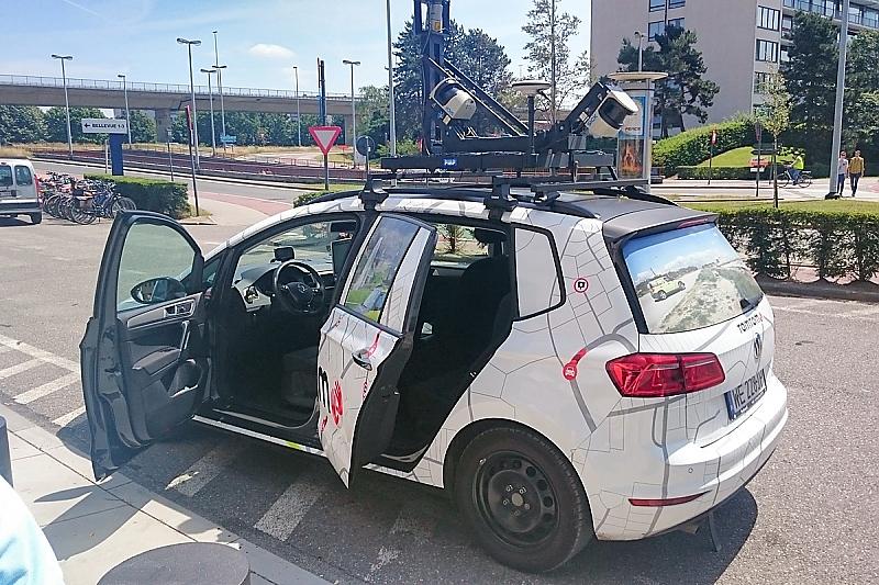 Rund 200.000 Euro kostet ein TomTom Mobile Mapping Van.