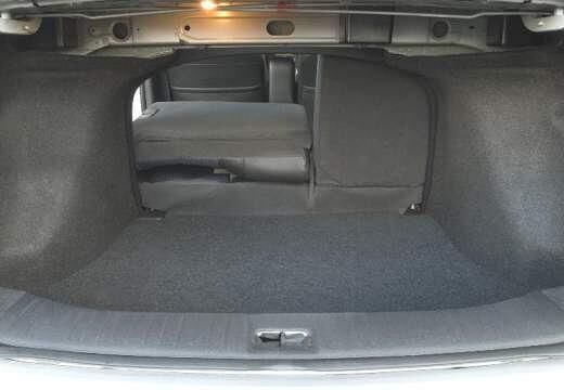 NISSAN Tiida (2007 - 2011) Tiida 1.6 vis