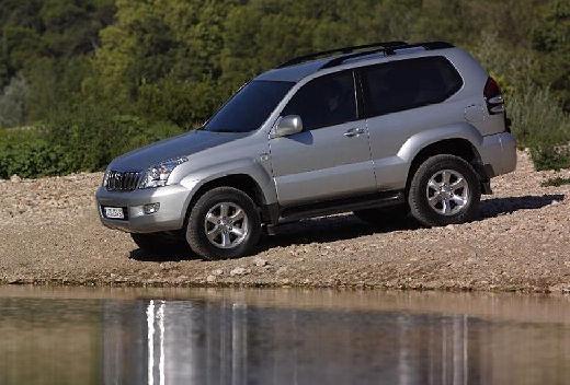 TOYOTA Land Cruiser (2003 - 2009) Land C