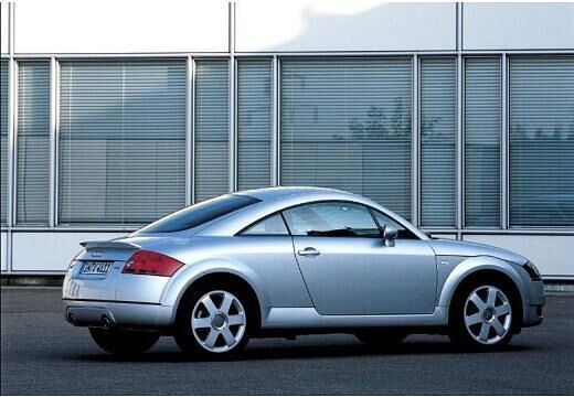 AUDI-TT-Coupe-quattro--2005-2006-