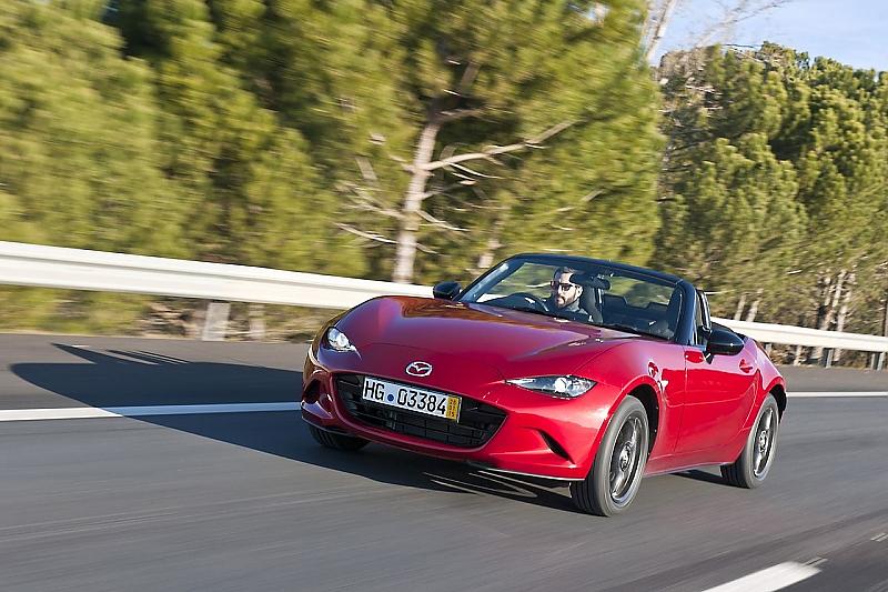 Mazda MX-5 2015 - die neue Generation startet zunächst nur mit einem Stoffdach