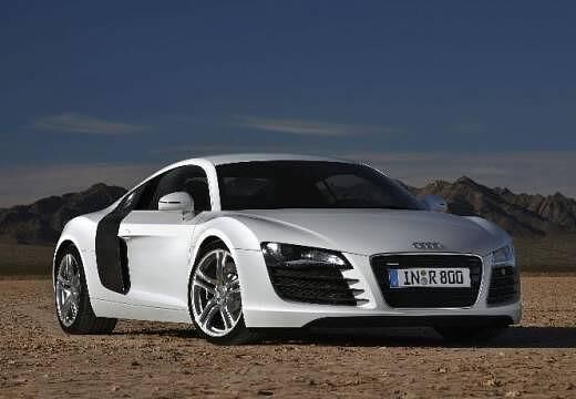 AUDI-R8-4-2-quattro--2007-