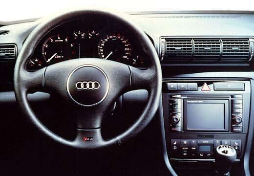 AUDI-RS4--2000-2001-
