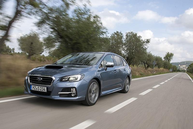 Ein STI Body Styling-Paket für 1.807 Euro steht ebenfalls bereit.