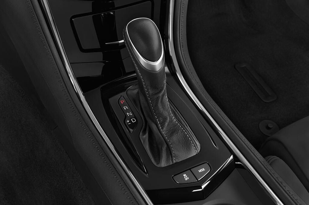 Cadillac ATS Coupe (Baujahr 2015) Premium 2 Türen Schalthebel