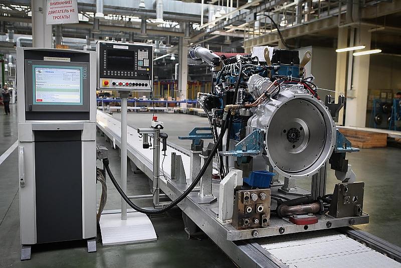 Motorenproduktion bei GAZ in Jaroslawl
