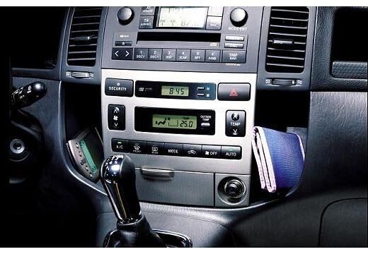 TOYOTA-Corolla-Verso-1-6--2001-2004-
