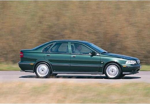 VOLVO-S40-1-8--1996-1999-