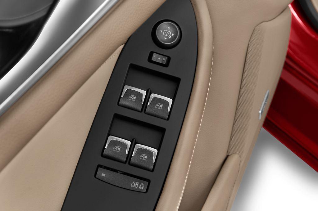 Cadillac CTS (Baujahr 2013) - 4 Türen Bedienungselemente Tür