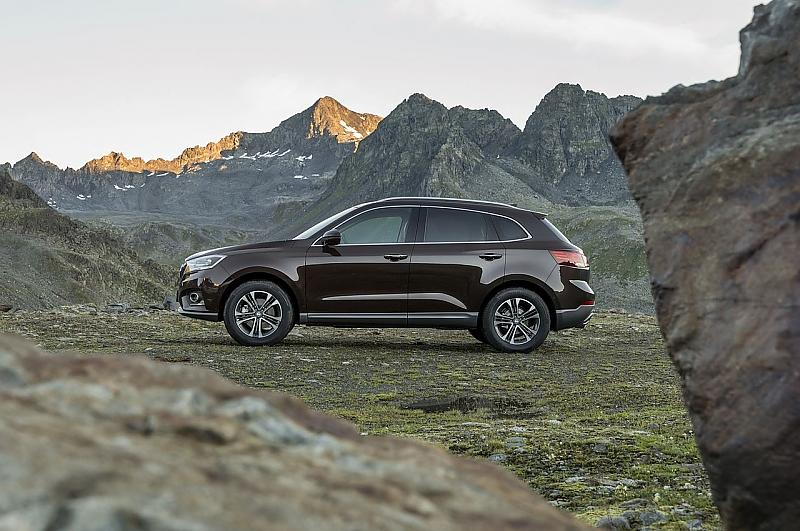 Der Borgward BX 7 ist 4,70 Meter lang