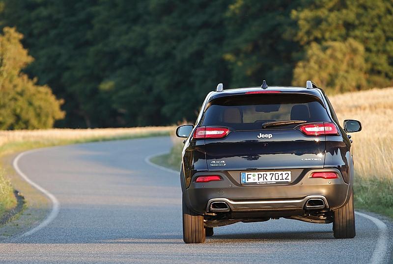 Solange es entspannt vorangeht, ist Jeep Cherokee 2.2 MultiJet Limited souverän