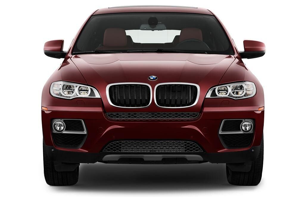 BMW X6 (Baujahr 2015) Xdrive35I 5 Türen Frontansicht