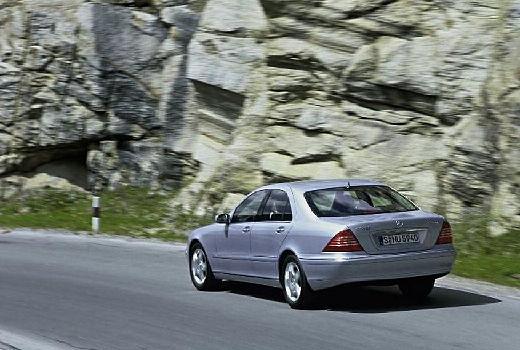 MERCEDES-BENZ-S-400-CDI--2004-2005-