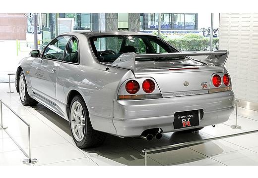Nissan Skyline Coupé (1993–1998)