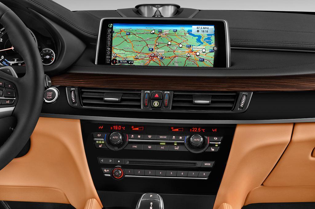 BMW X6 (Baujahr 2015) Xdrive50I 5 Türen Mittelkonsole