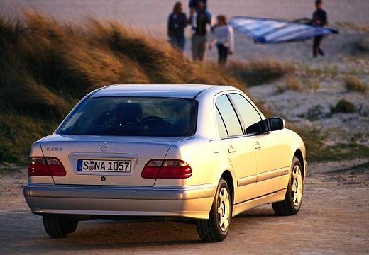 MERCEDES-BENZ-E-200--1999-2000-