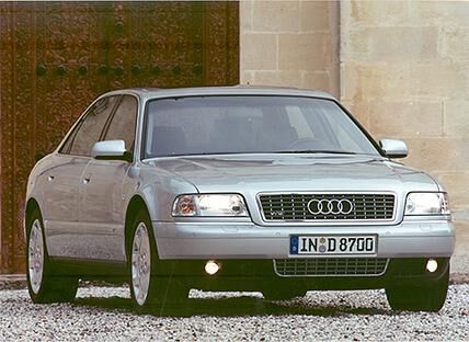 Mit dem A8 der ersten Generation vollzog Audi den Wandel vom VW Derivat zum Premiumhersteller.