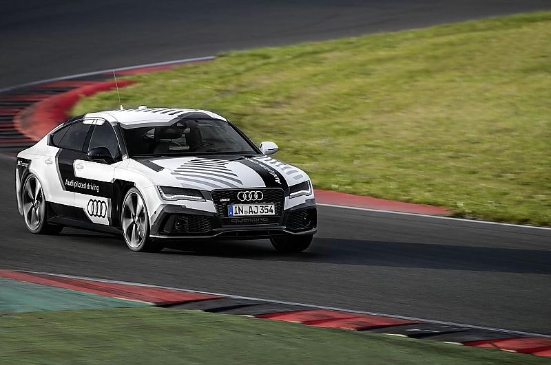 Audi piloted driving Â© Audi (2)
