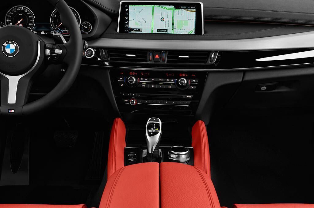 BMW X6 (Baujahr 2017) M sportpaket 5 Türen Mittelkonsole