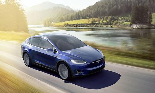 Tesla Model X P90D - Das Warten hat ein Ende