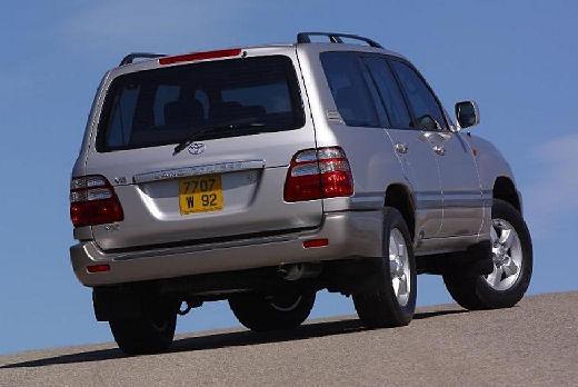 TOYOTA-Land-Cruiser-100--2002-2005-