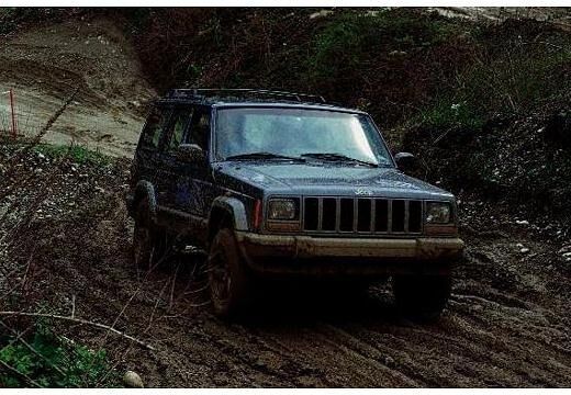 CHRYSLER-Cherokee-4-0--1997-1998-
