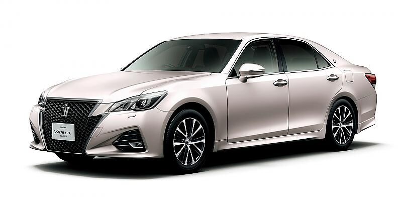 Toyota Crown 2016
