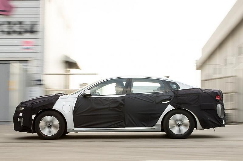 Kia Optima PHEV 2016 Prototyp