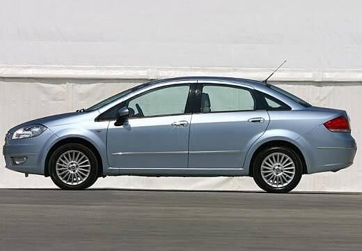 FIAT-Linea-1-4-8V--2007-