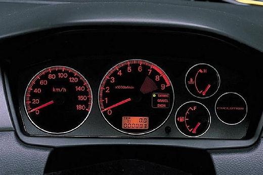 MITSUBISHI-Carisma-GT-EVO-VII--2002-2003-
