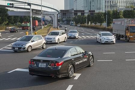 Kommunikation zwischen Autos - Lasst Ampeln sprechen!