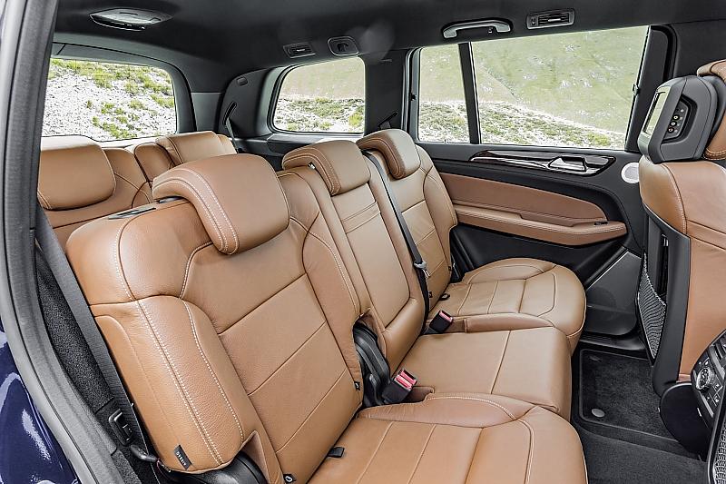 Mercedes GLS 2016 - in der zweiten Reihe sitzt man nur mäßig bequem