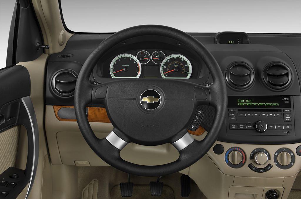Chevrolet Aveo (Baujahr 2010) LT 5 Türen Lenkrad