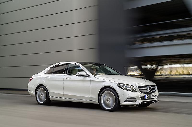 Die Mercedes C 250 d Limousine ist fast 250 km/h schnell