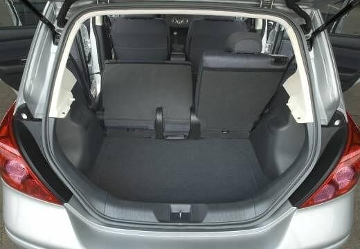 NISSAN-Tiida-1-6--2007-