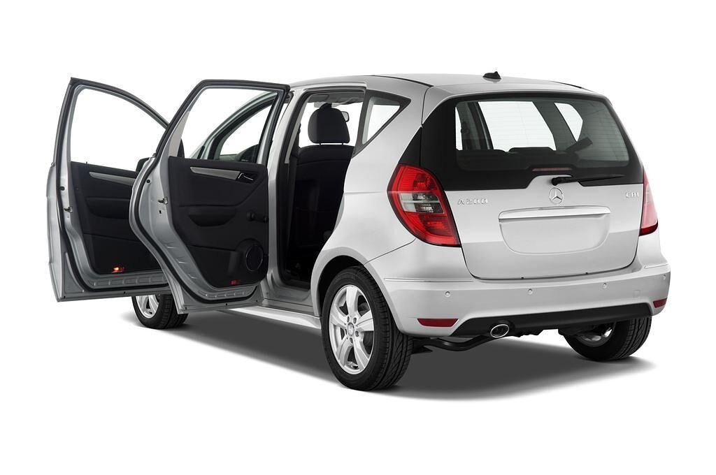 Mercedes A-Class (Baujahr 2011) Avantgarde 5 Türen Tür geöffnet