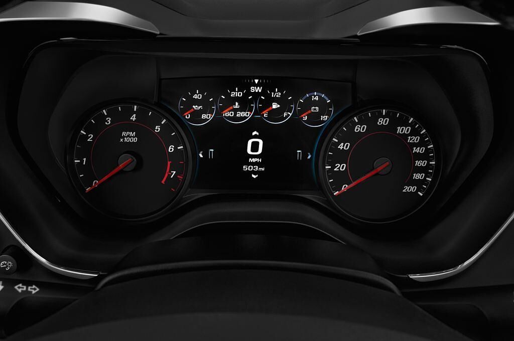 Chevrolet Camaro (Baujahr 2017) - 2 Türen Tacho und Fahrerinstrumente