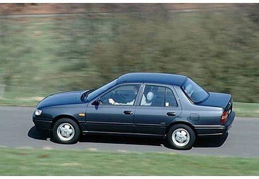 Nissan Sunny Limousine (1990–1996)