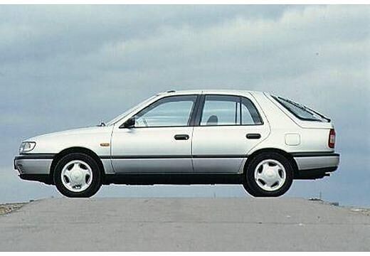 Nissan Sunny Limousine (1990–1996)