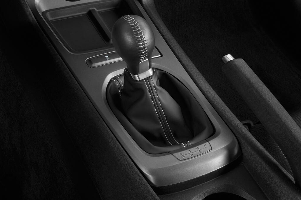 Chevrolet Camaro (Baujahr 2012) - 2 Türen Schalthebel