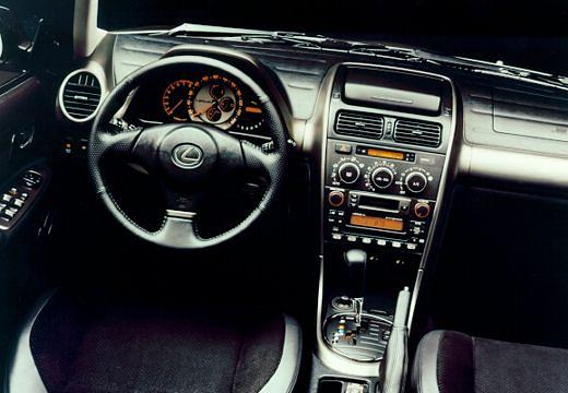 LEXUS-IS-200--1999-2001-