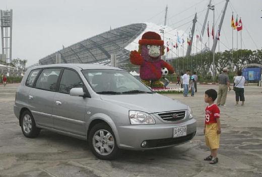 KIA-Carens--2002-2004-