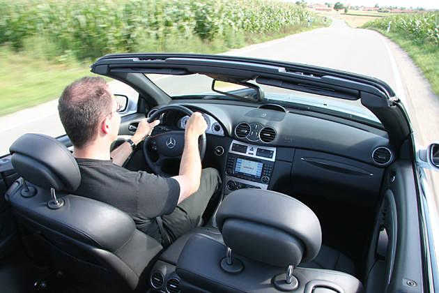 Fahrspaß pur: Mit dem Mercedes CLK 320 CDI über kleine Sträßchen cruisen